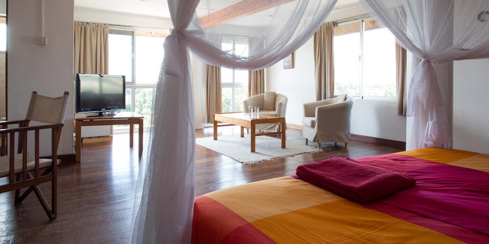 Q-Bar & Guesthouse Νταρ ες Σαλάμ Εξωτερικό φωτογραφία
