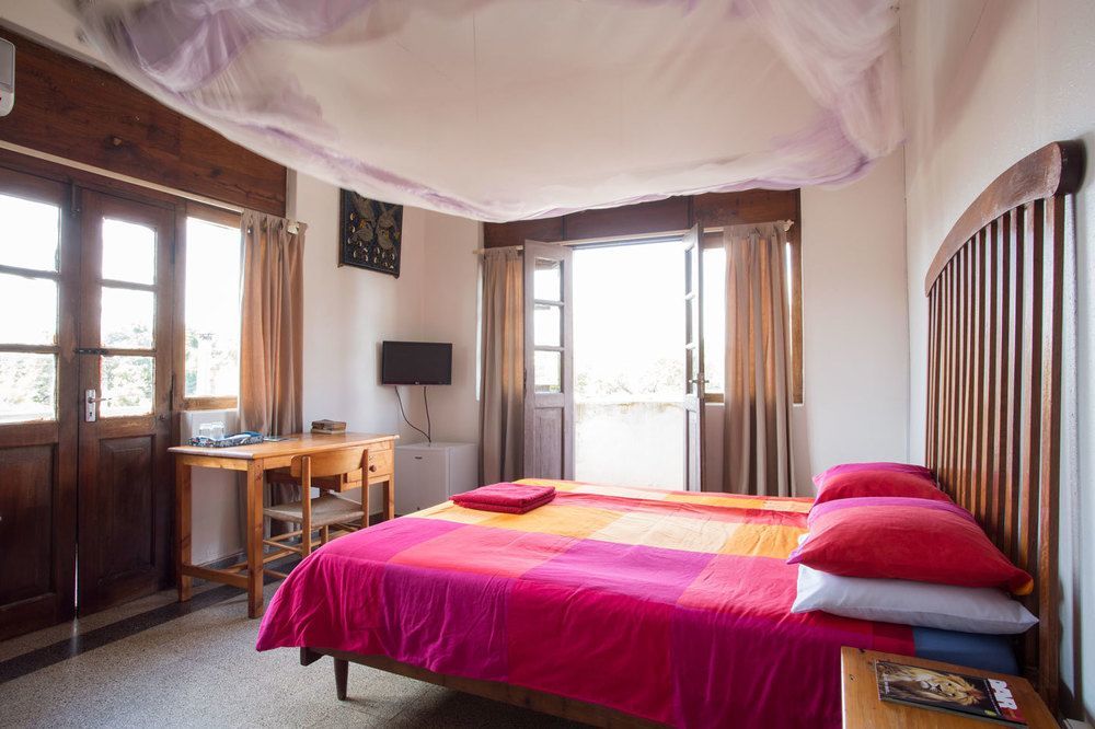 Q-Bar & Guesthouse Νταρ ες Σαλάμ Εξωτερικό φωτογραφία